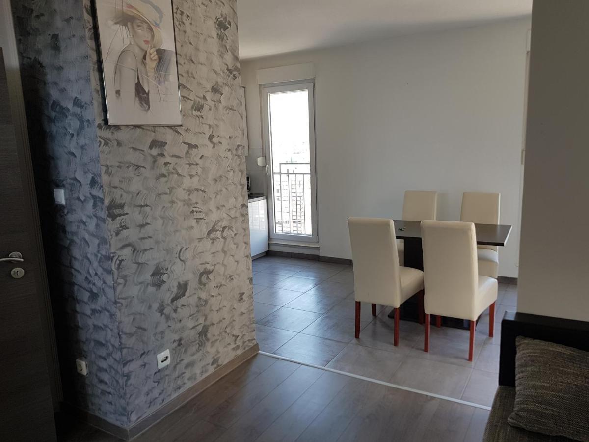 Apartman Duzel Apartment Split Exterior photo