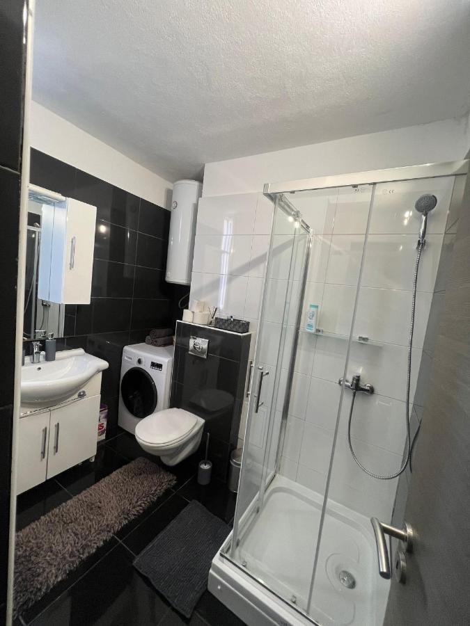 Apartman Duzel Apartment Split Exterior photo